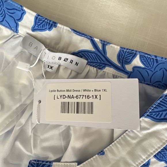 Baltic Born Blue Floral Midi Dress
Lydie Button Midi Dress - Picture 5 of 6